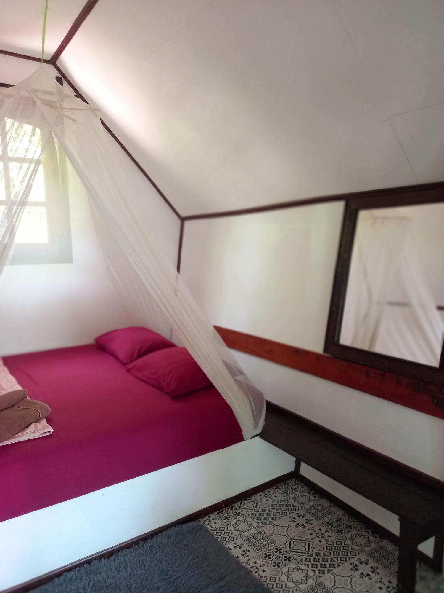 Sabai Sabai Beach Bungalows Koh Phayam Kamer foto