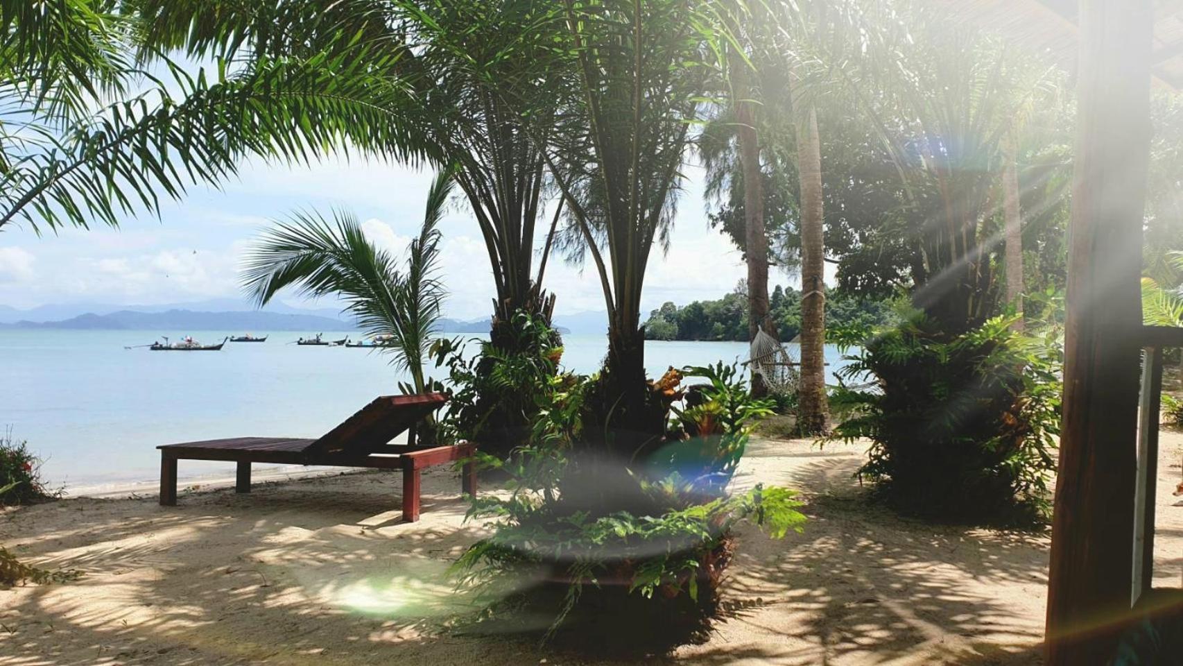 Sabai Sabai Beach Bungalows Koh Phayam Kamer foto