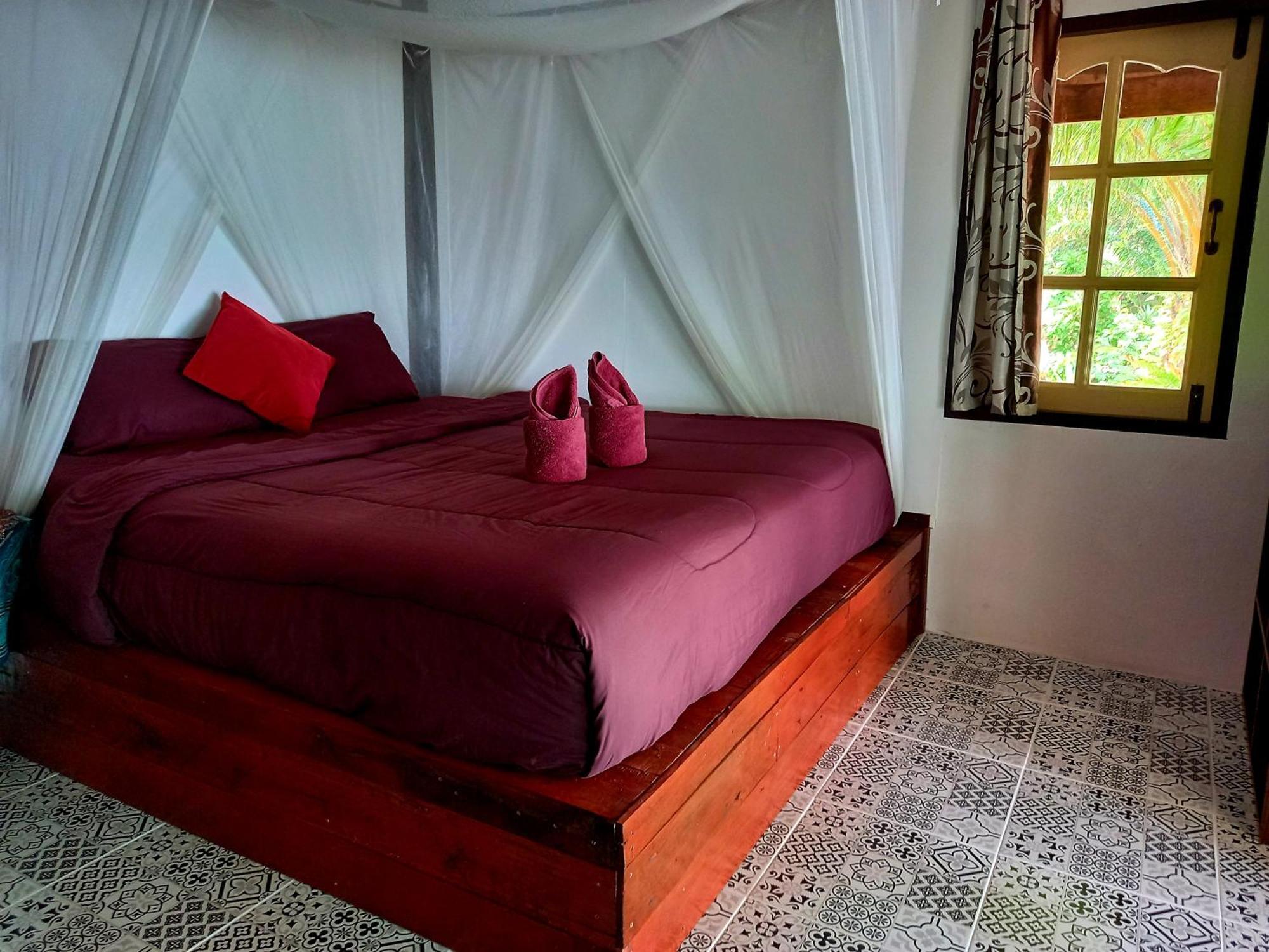 Sabai Sabai Beach Bungalows Koh Phayam Kamer foto