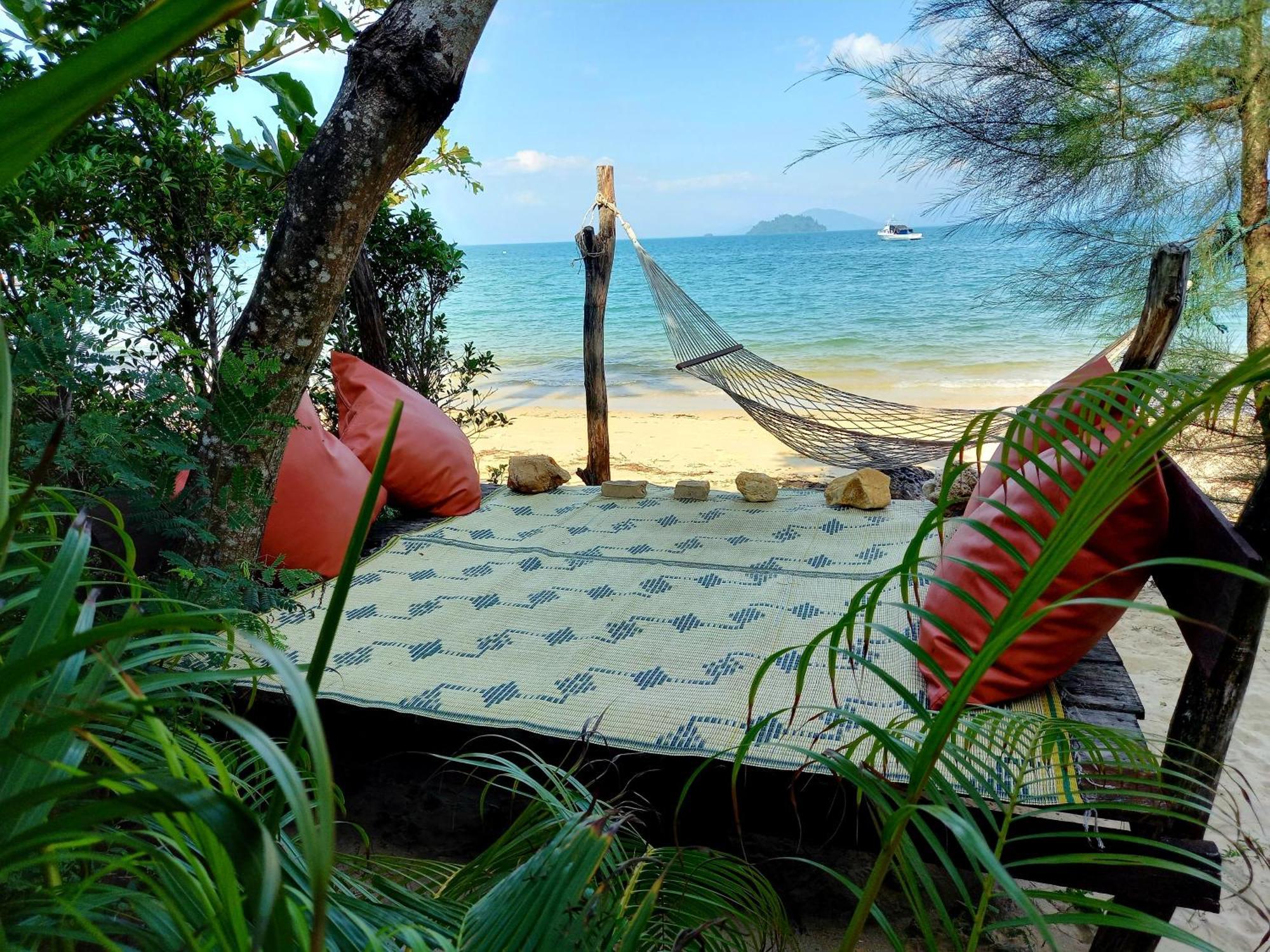 Sabai Sabai Beach Bungalows Koh Phayam Kamer foto