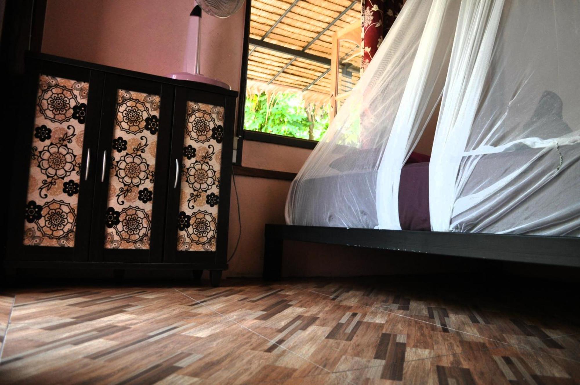 Sabai Sabai Beach Bungalows Koh Phayam Kamer foto