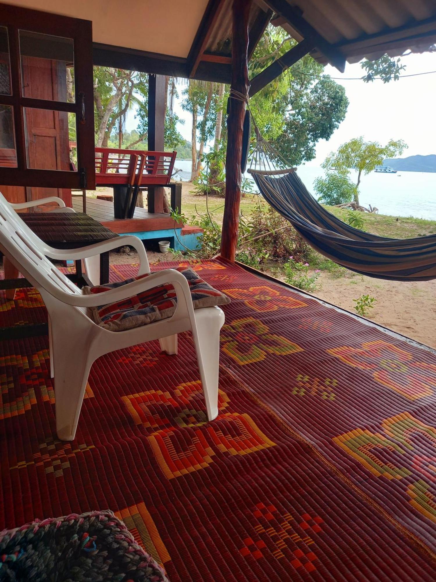 Sabai Sabai Beach Bungalows Koh Phayam Kamer foto